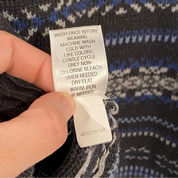 Men’s Vintage Croft & Barrow Holiday Christmas Snowflake Zip Sweater - Picture 7 of 9